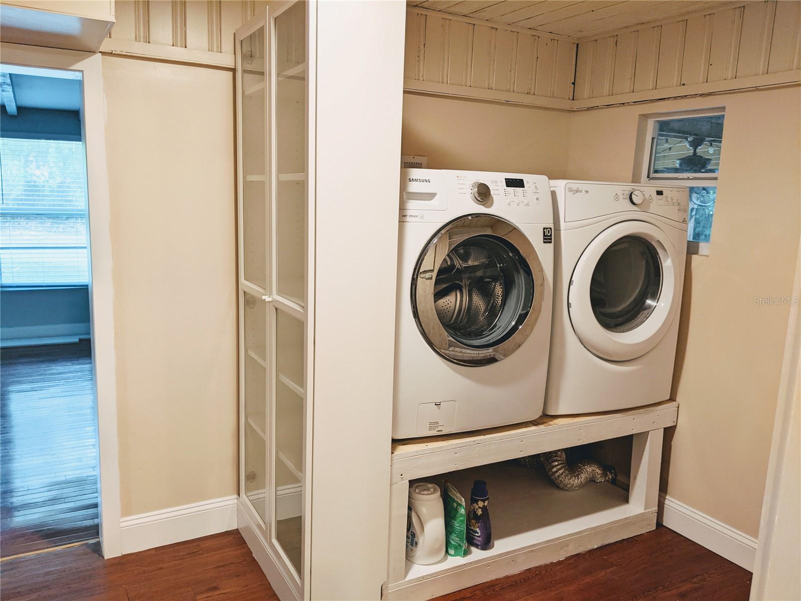 Image 21 of 29 For 5907 Tampa Street