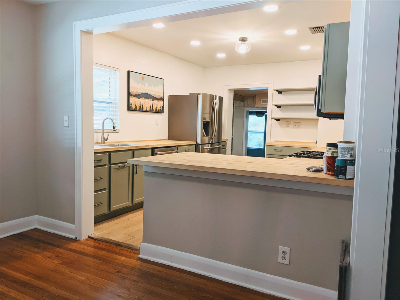 Image 3 of 29 For 5907 Tampa Street