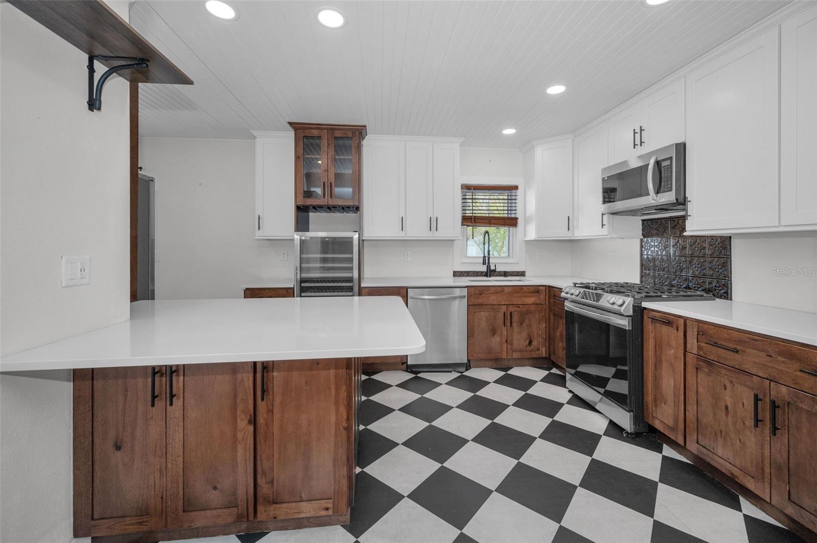 Image 2 of 48 For 1529 Paloma Lane