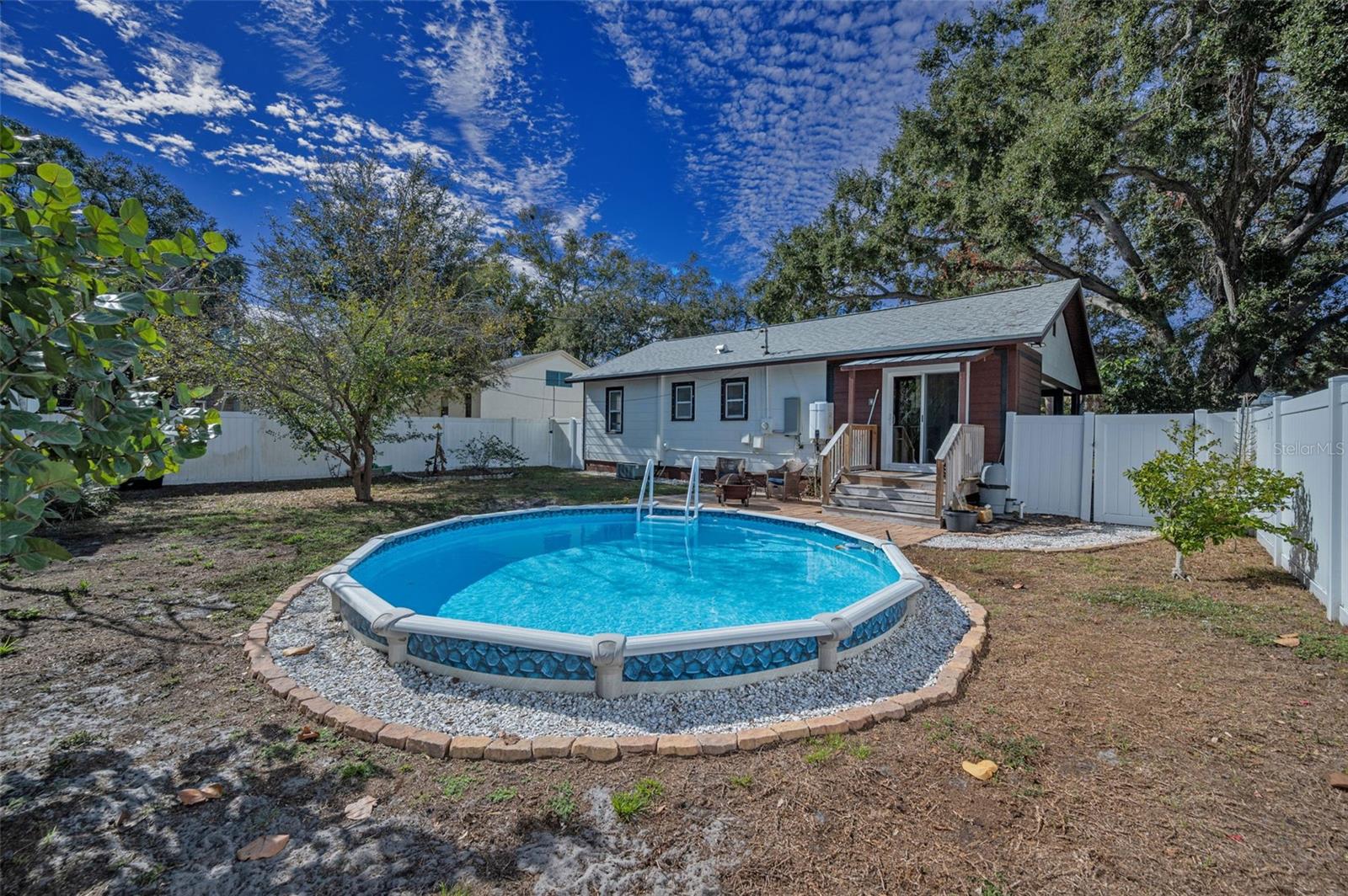 Image 32 of 48 For 1529 Paloma Lane