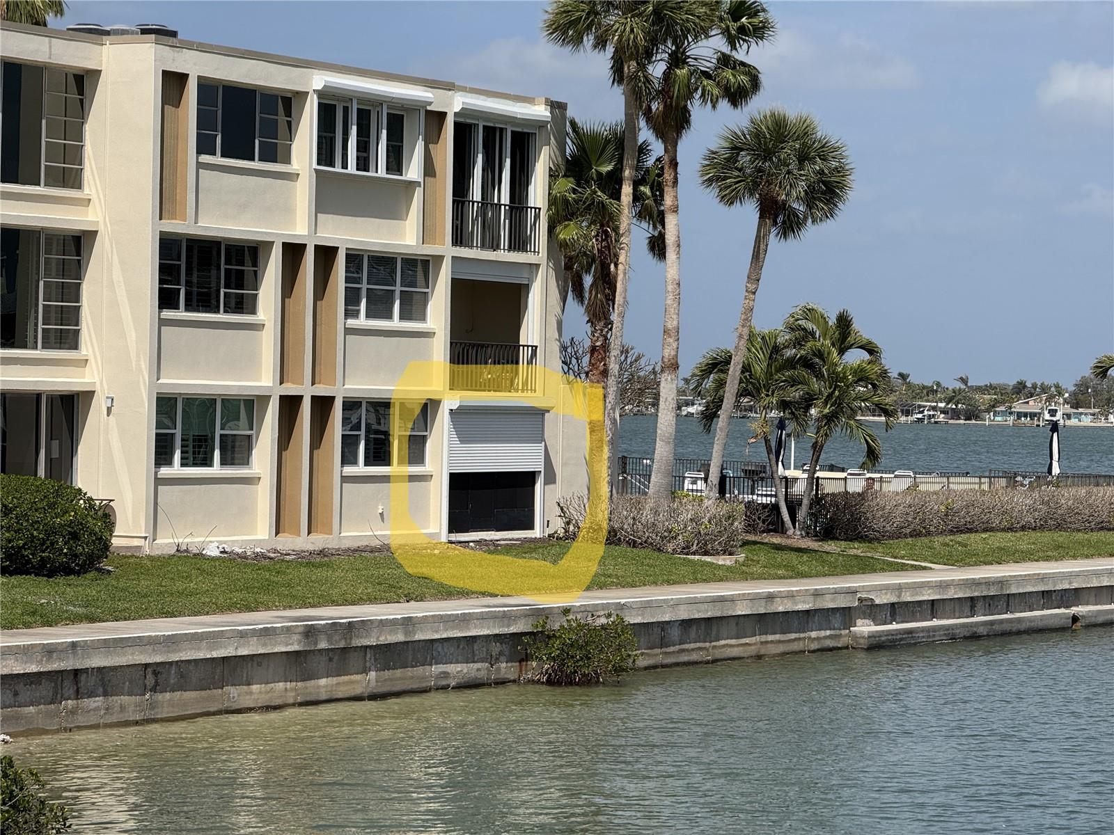 Image 8 of 41 For 7465 Bay Island Drive S 118