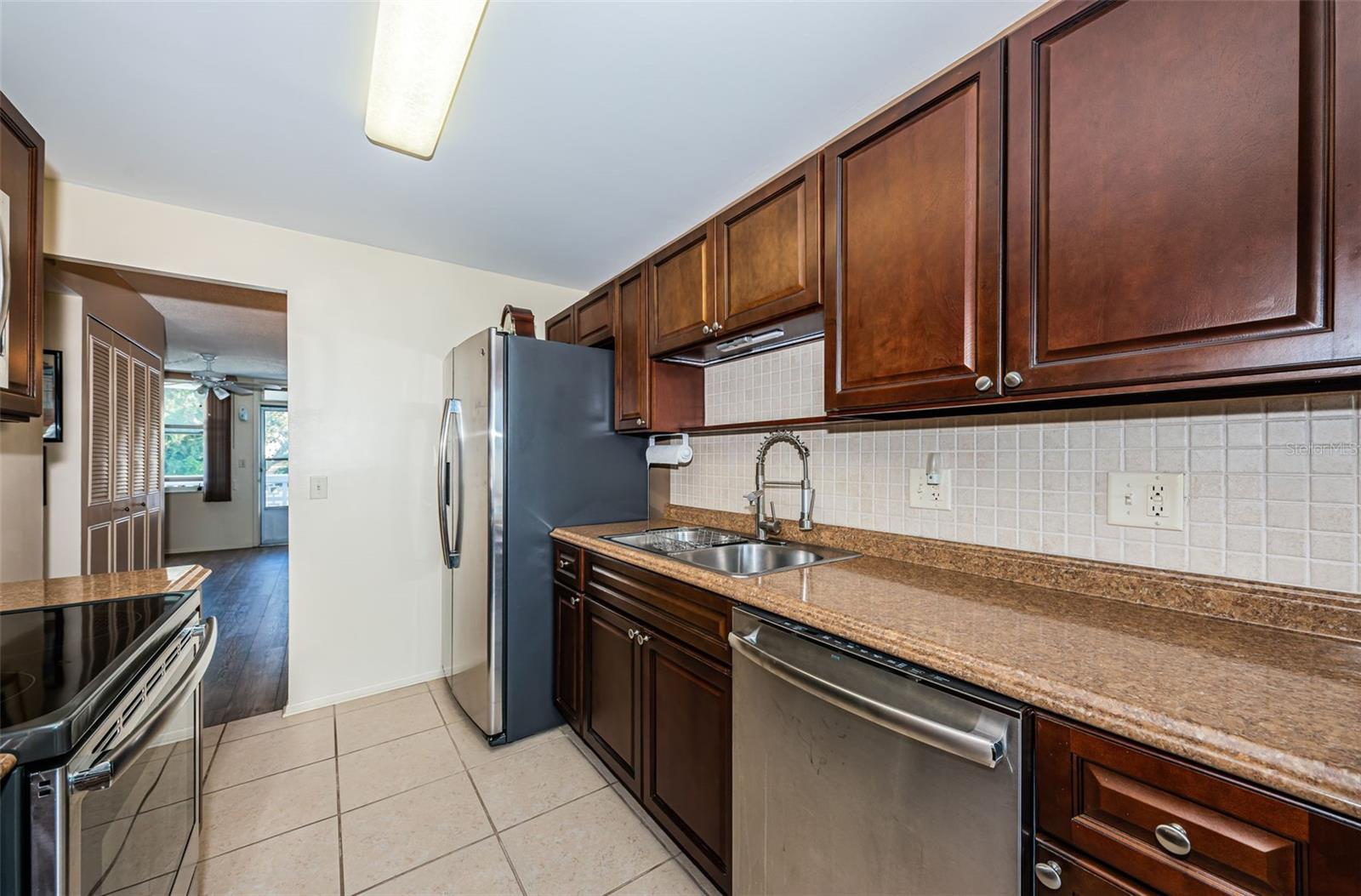 Image 12 of 34 For 4880 Locust Street Ne 227