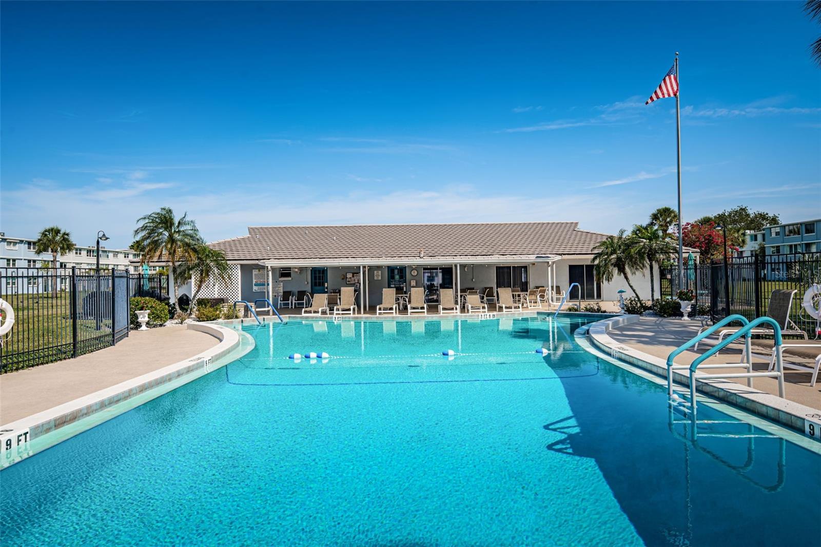 Image 25 of 34 For 4880 Locust Street Ne 227