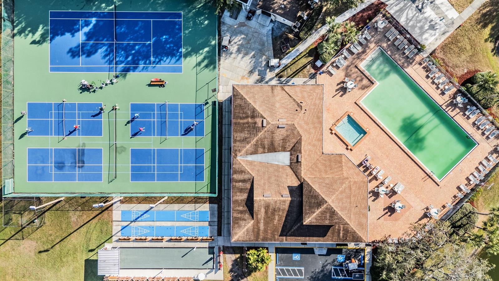 Image 32 of 35 For 6338 Spring Flower Drive 21