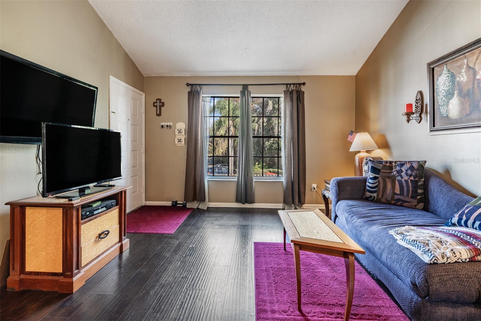 Image 4 of 35 For 6338 Spring Flower Drive 21