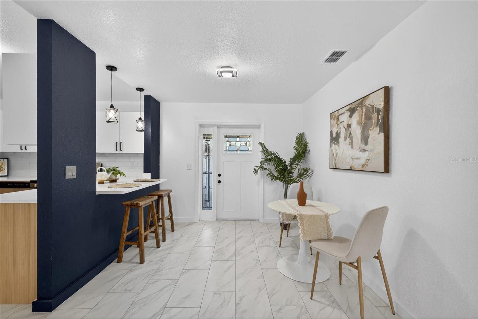 Image 10 of 32 For 9501 Drakemill Court