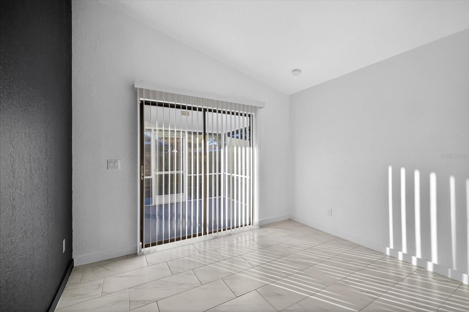 Image 19 of 32 For 9501 Drakemill Court