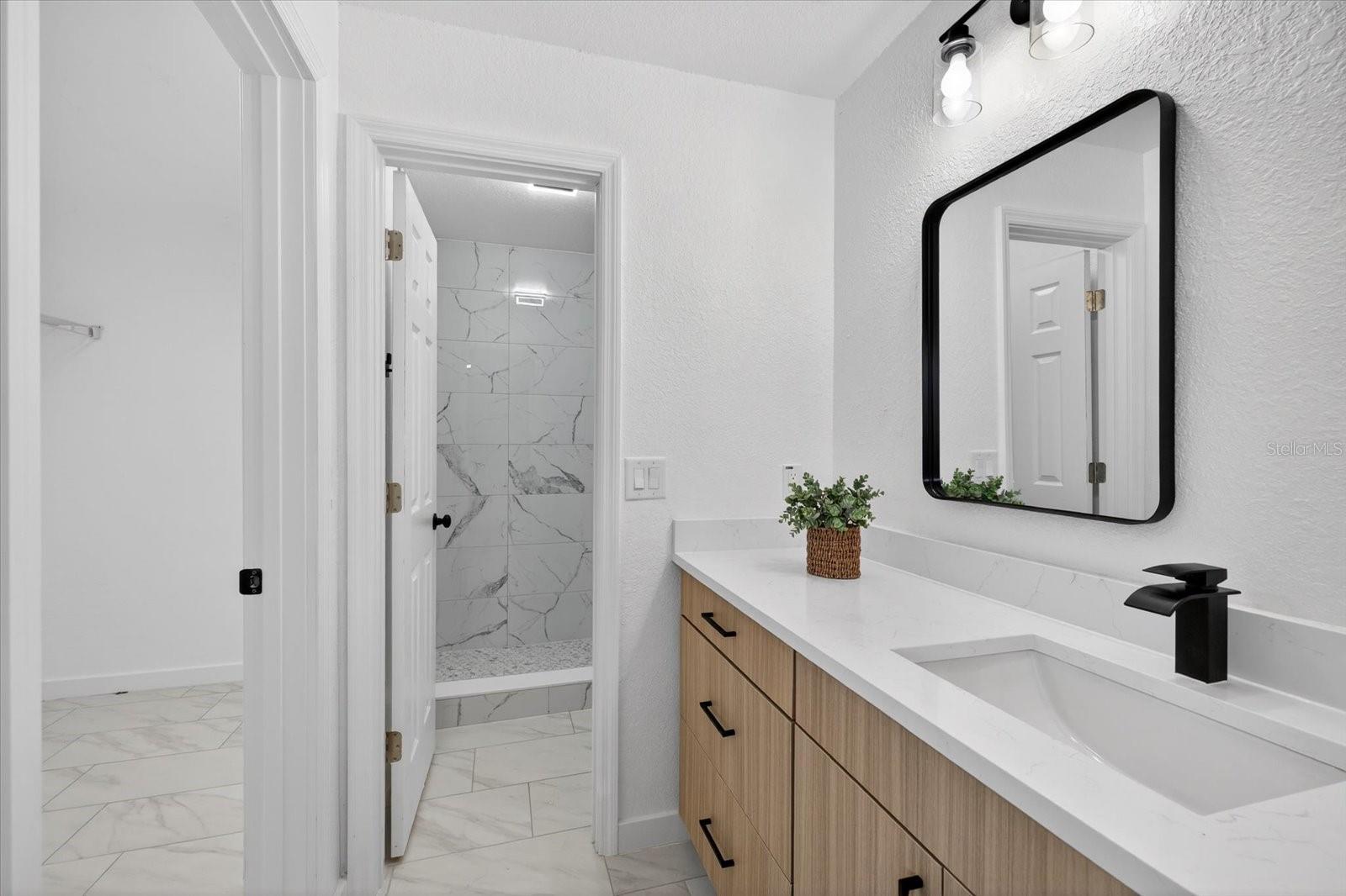 Image 26 of 32 For 9501 Drakemill Court