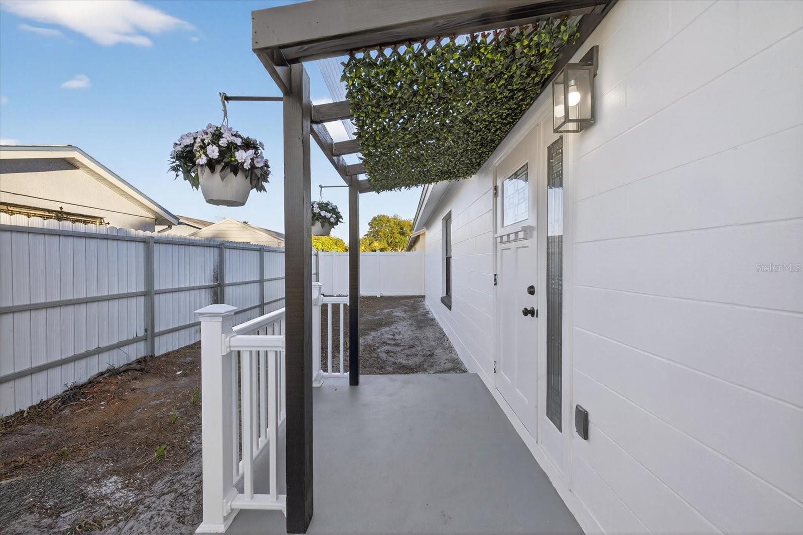 Image 30 of 32 For 9501 Drakemill Court