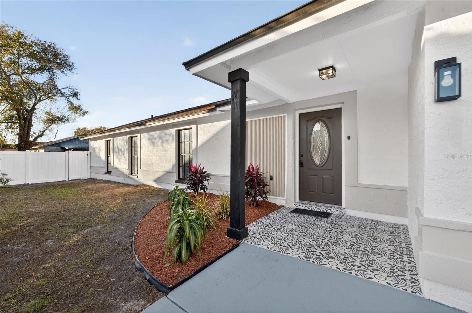 Image 5 of 32 For 9501 Drakemill Court