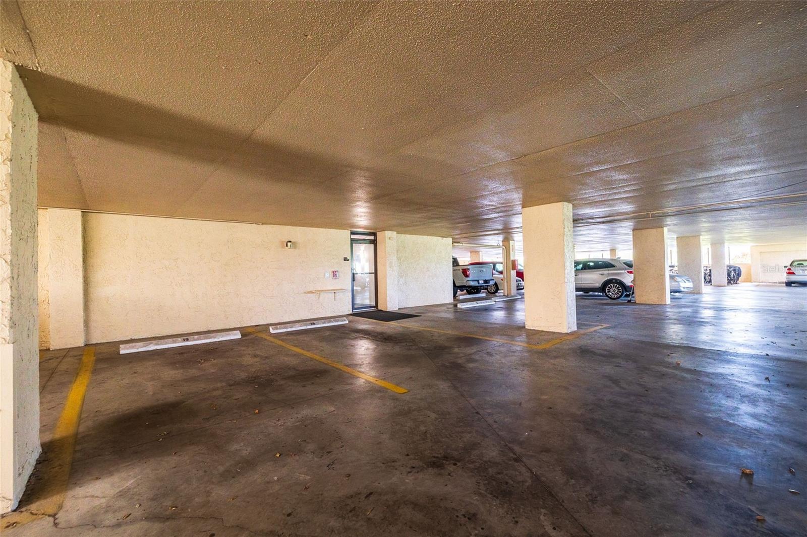 Image 34 of 50 For 6104 Palma Del Mar Boulevard S 404