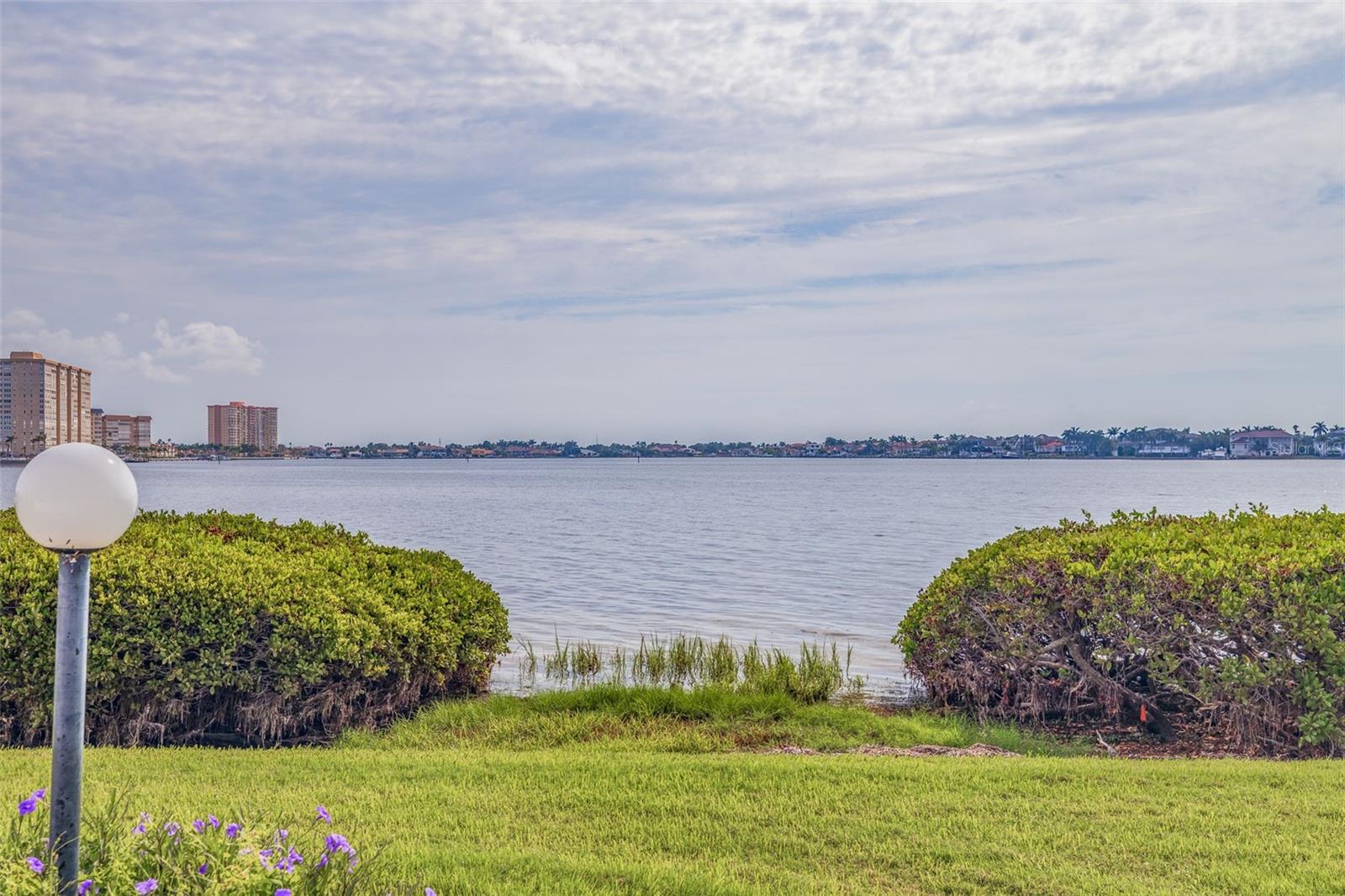 Image 41 of 50 For 6104 Palma Del Mar Boulevard S 404