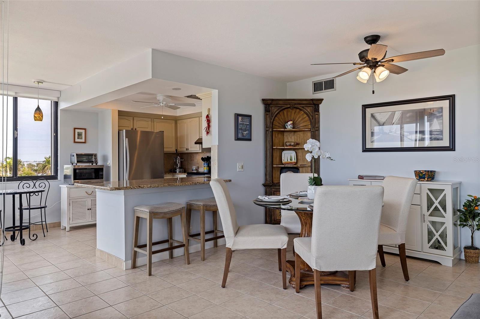 Image 8 of 50 For 6104 Palma Del Mar Boulevard S 404