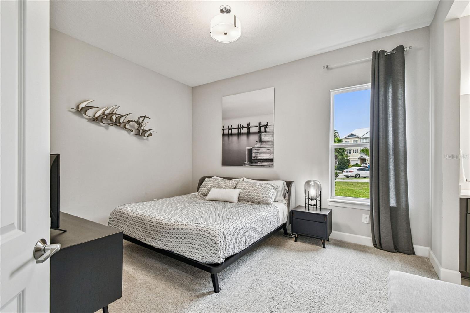 Image 33 of 68 For 4054 Rocky Shores Drive