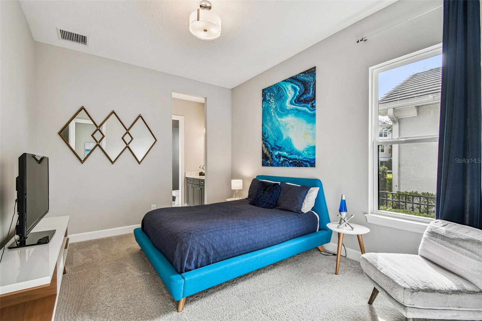 Image 38 of 68 For 4054 Rocky Shores Drive