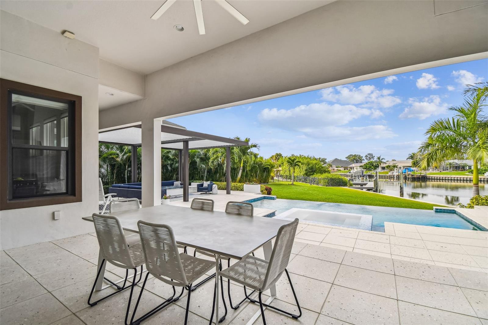 Image 45 of 68 For 4054 Rocky Shores Drive