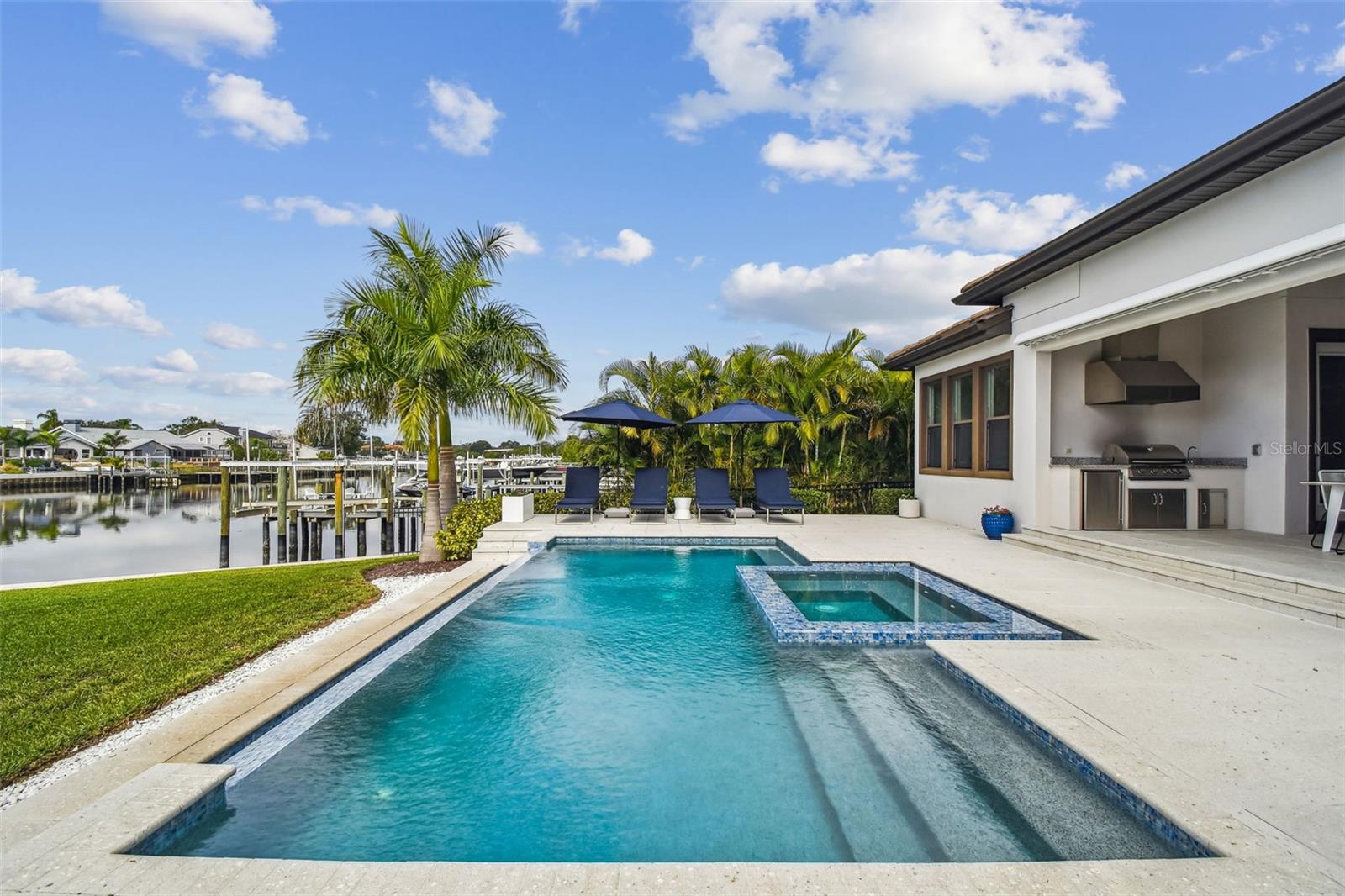 Image 6 of 68 For 4054 Rocky Shores Drive