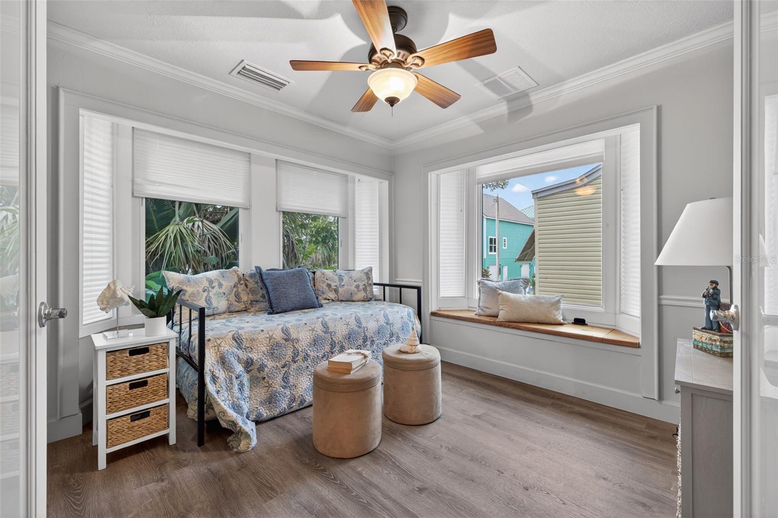 Image 8 of 27 For 118 94th Avenue