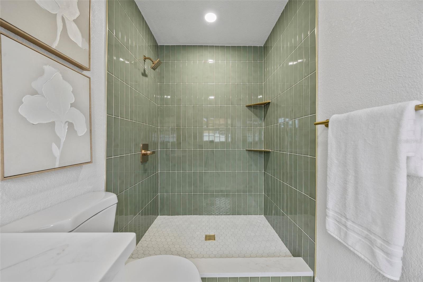 Image 38 of 47 For 4311 Narvarez Way S