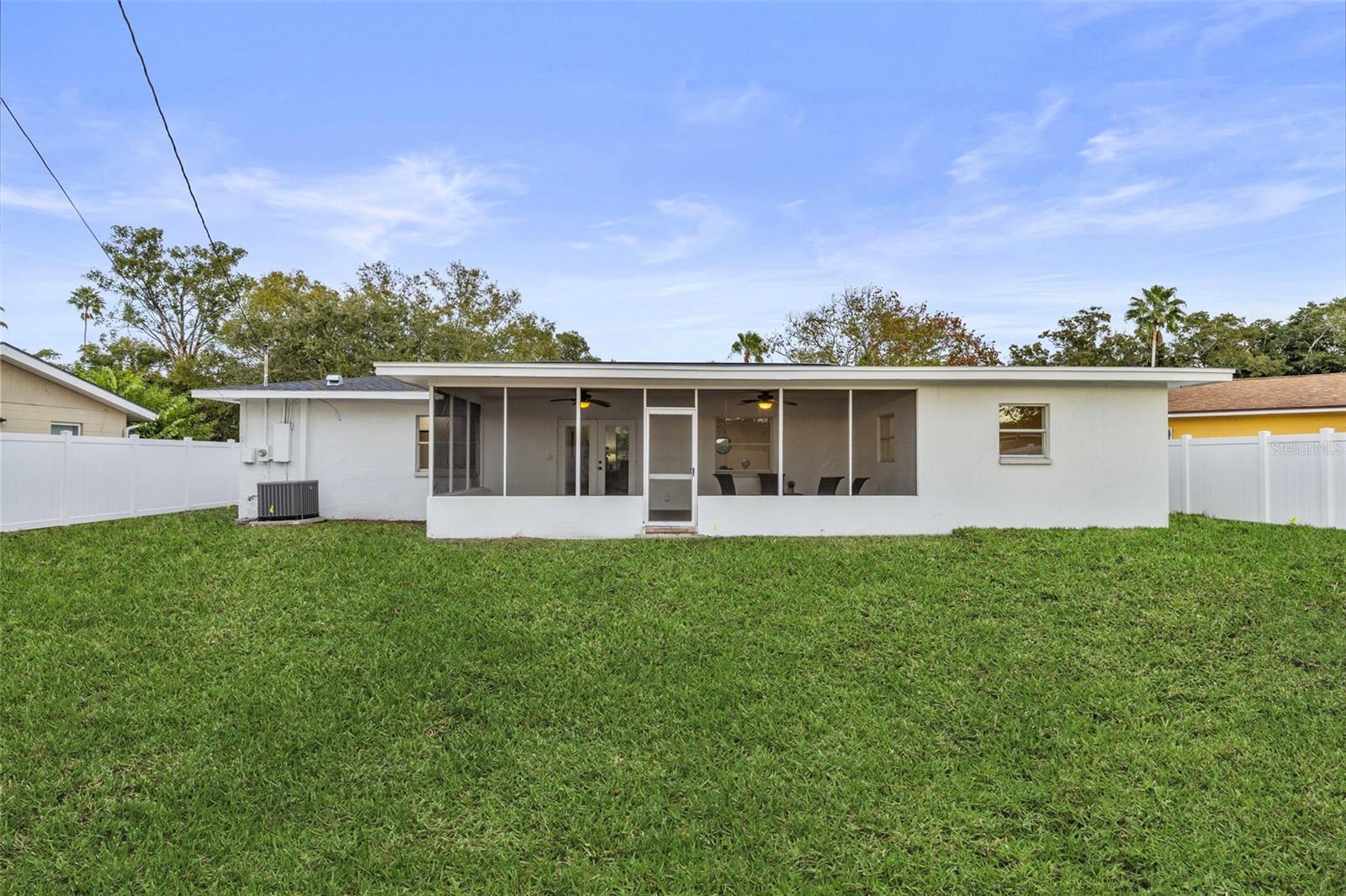 Image 43 of 47 For 4311 Narvarez Way S