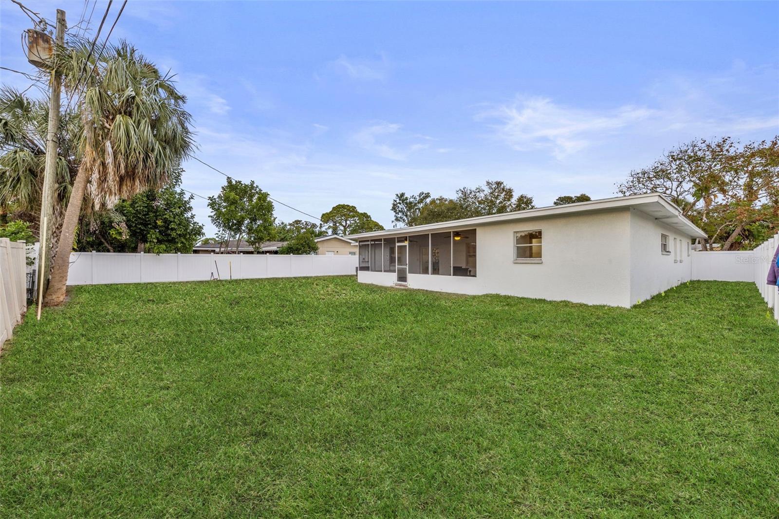 Image 44 of 47 For 4311 Narvarez Way S