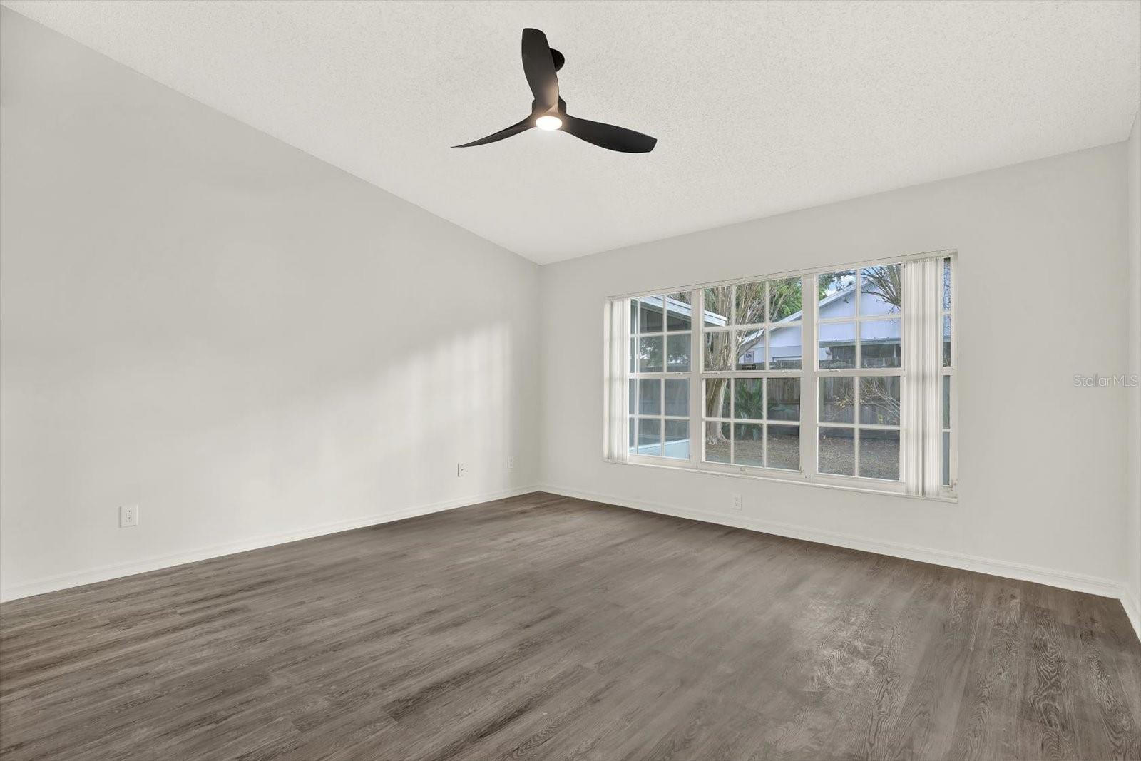 Image 14 of 21 For 1712 Elk Spring Drive