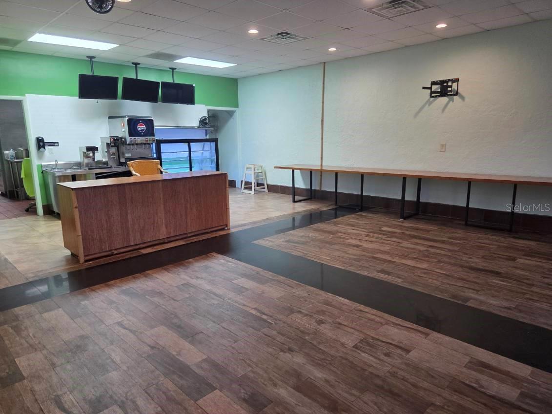 Image 9 of 36 For 38201 10th Avenue