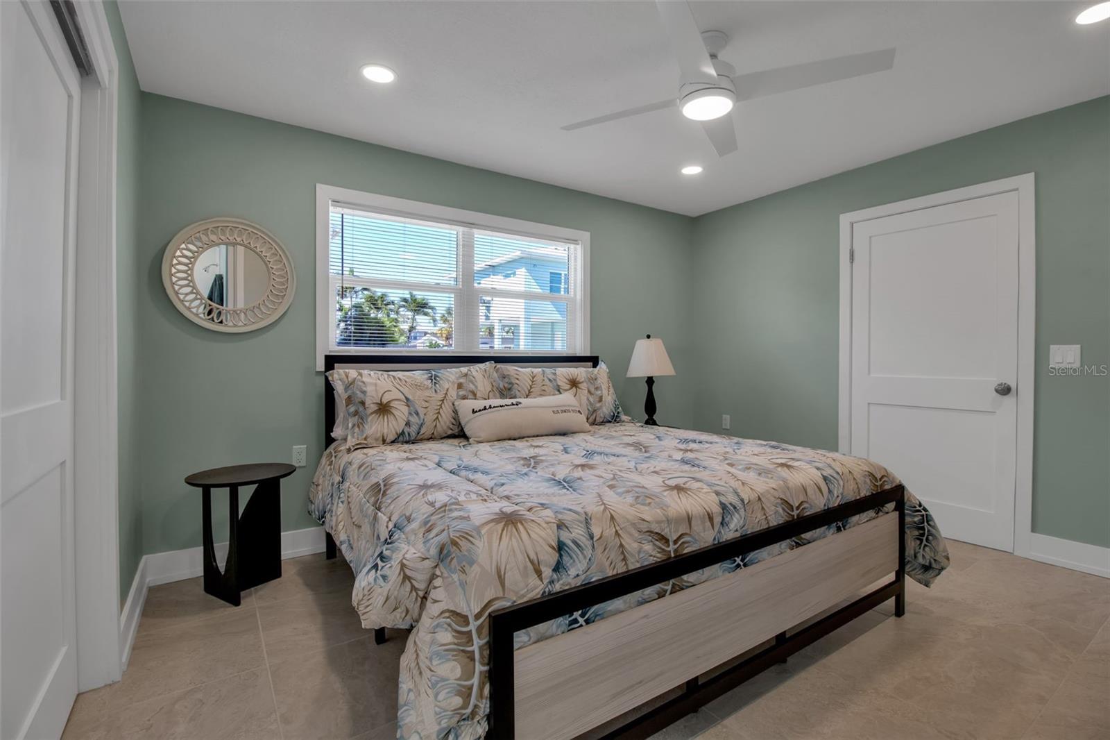 Image 12 of 29 For 713 Saint Judes Drive S 2