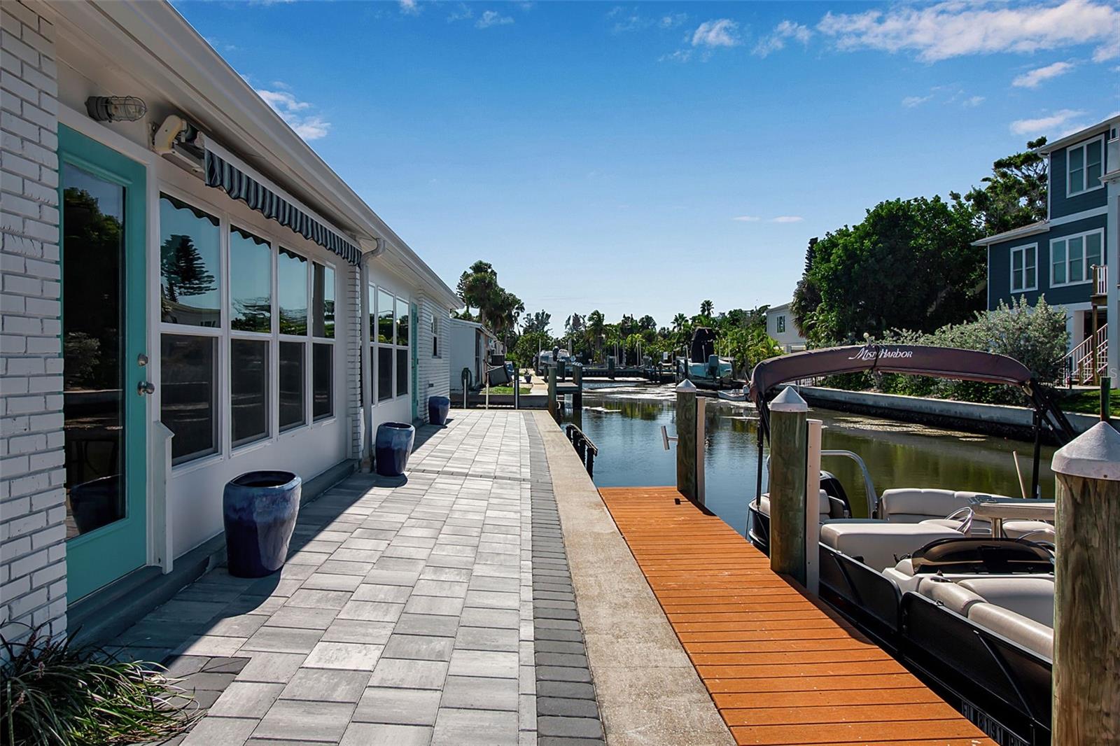 Image 21 of 29 For 713 Saint Judes Drive S 2