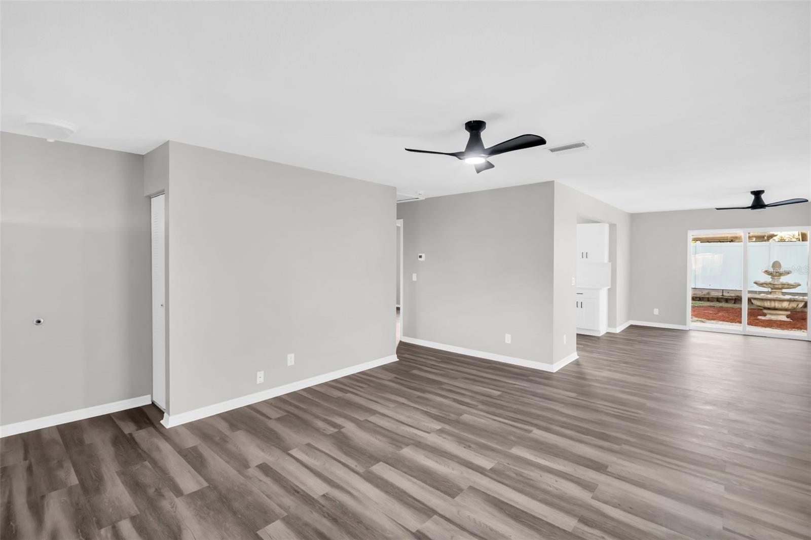 Image 6 of 37 For 12392 Cumberland Drive