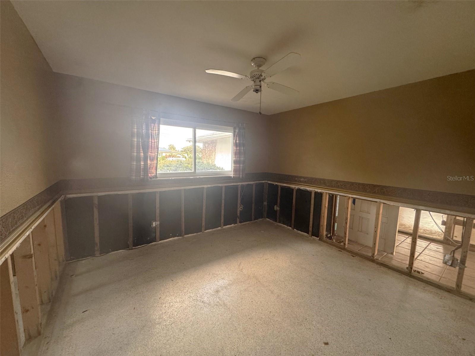 Image 11 of 54 For 5116 Venetian Boulevard Ne