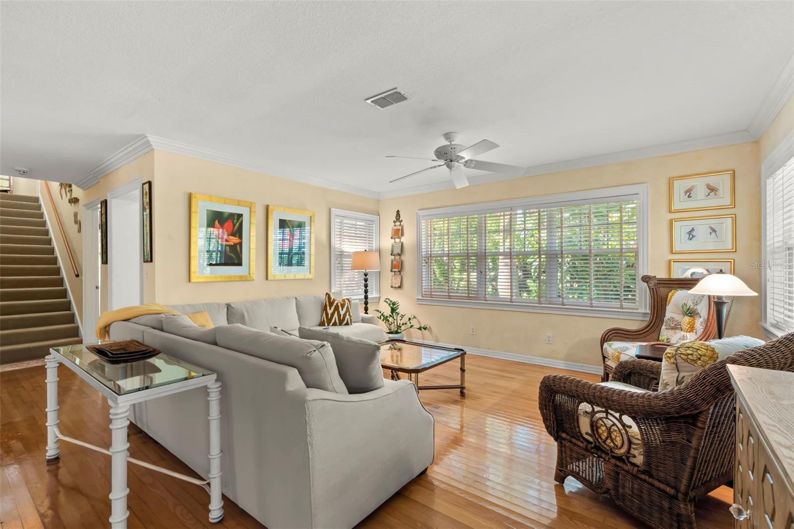 Image 10 of 68 For 1417 Beach Drive Ne