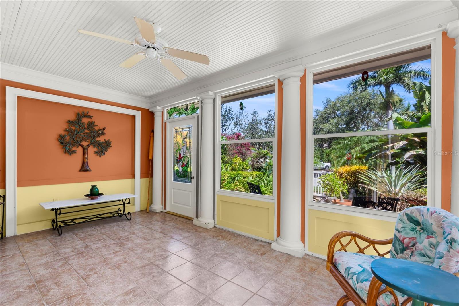 Image 21 of 68 For 1417 Beach Drive Ne