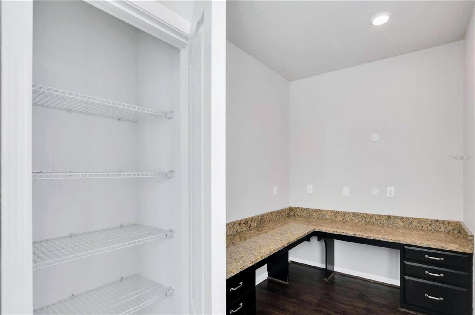 Image 17 of 44 For 11061 Little Blue Heron Dr