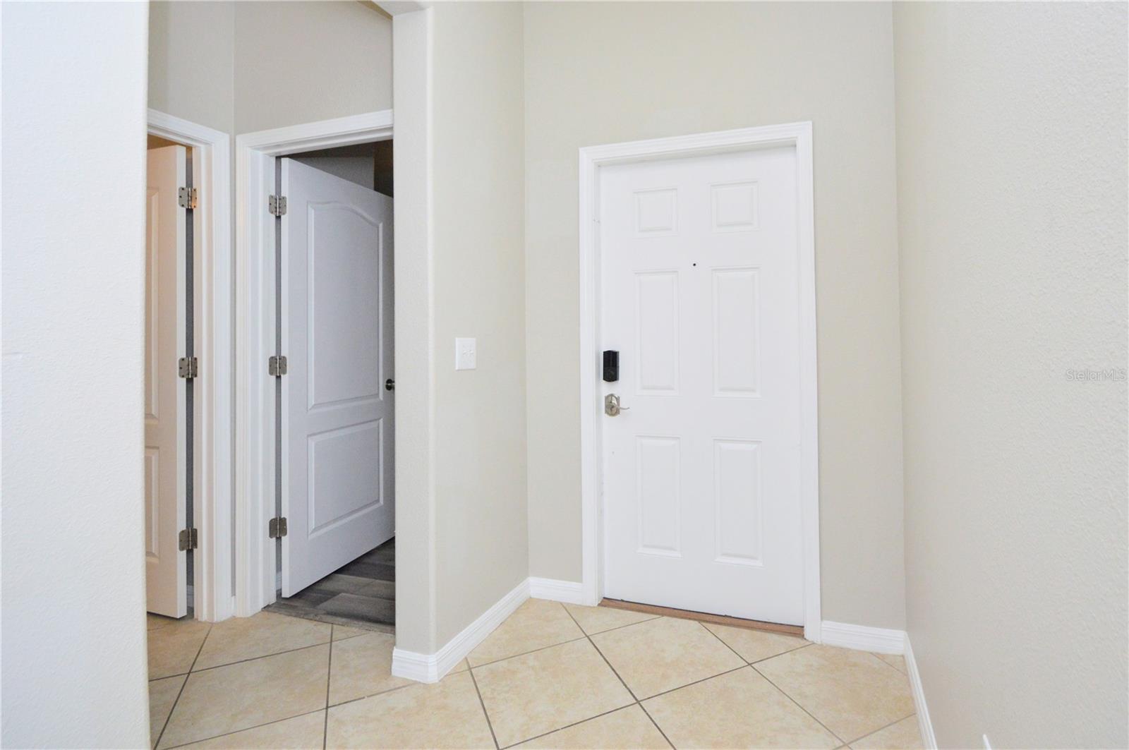 Image 18 of 44 For 11061 Little Blue Heron Dr