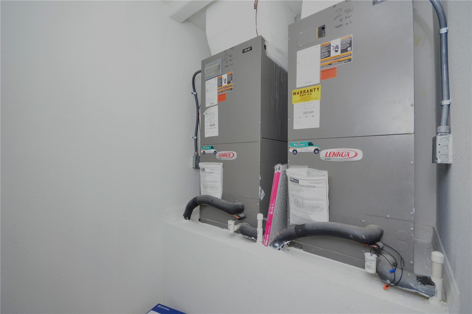 Image 21 of 44 For 11061 Little Blue Heron Dr