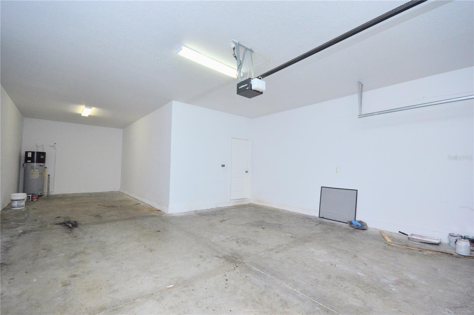 Image 23 of 44 For 11061 Little Blue Heron Dr