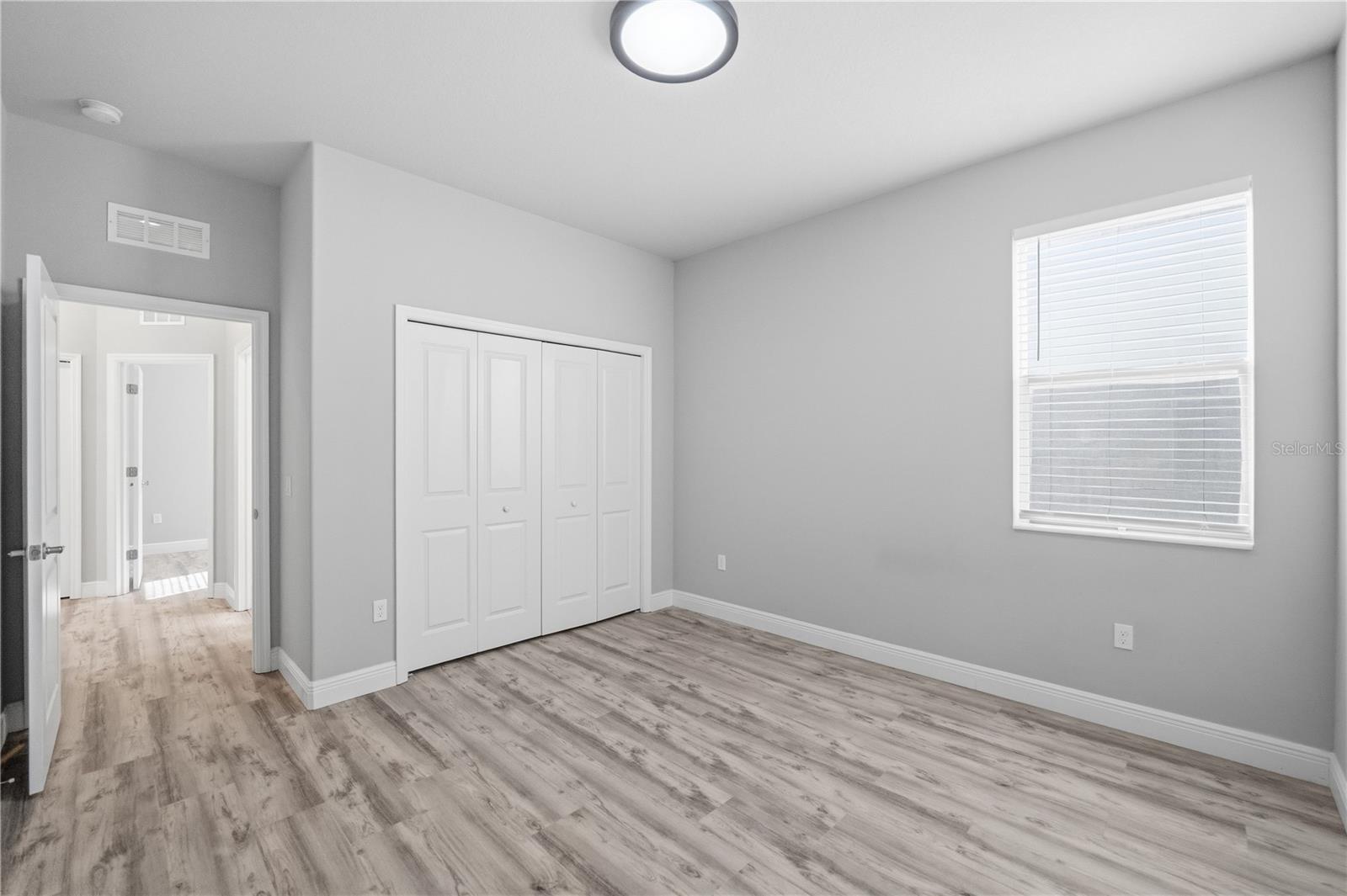 Image 16 of 35 For 1556 River Circle