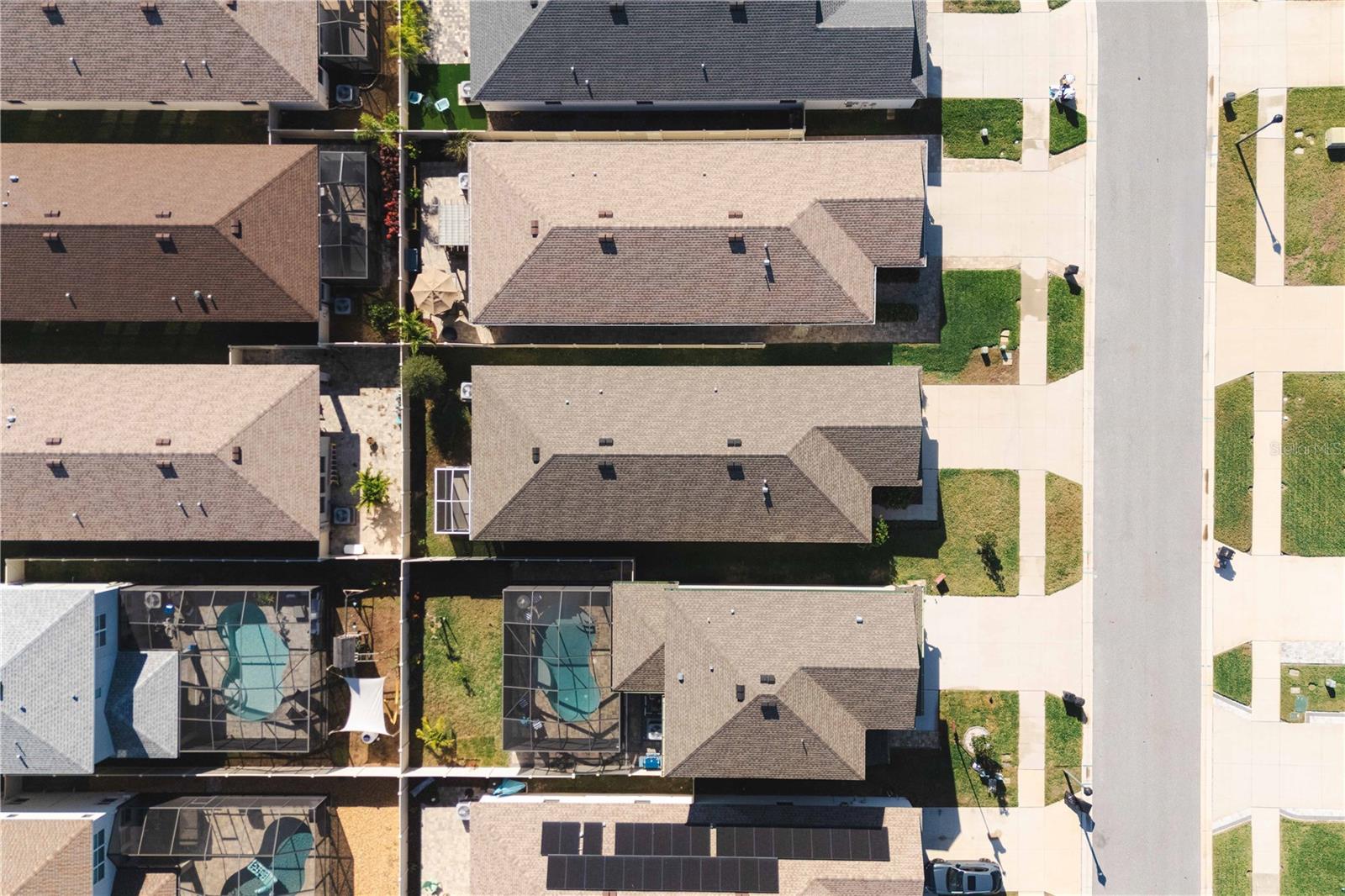 Image 29 of 35 For 1556 River Circle