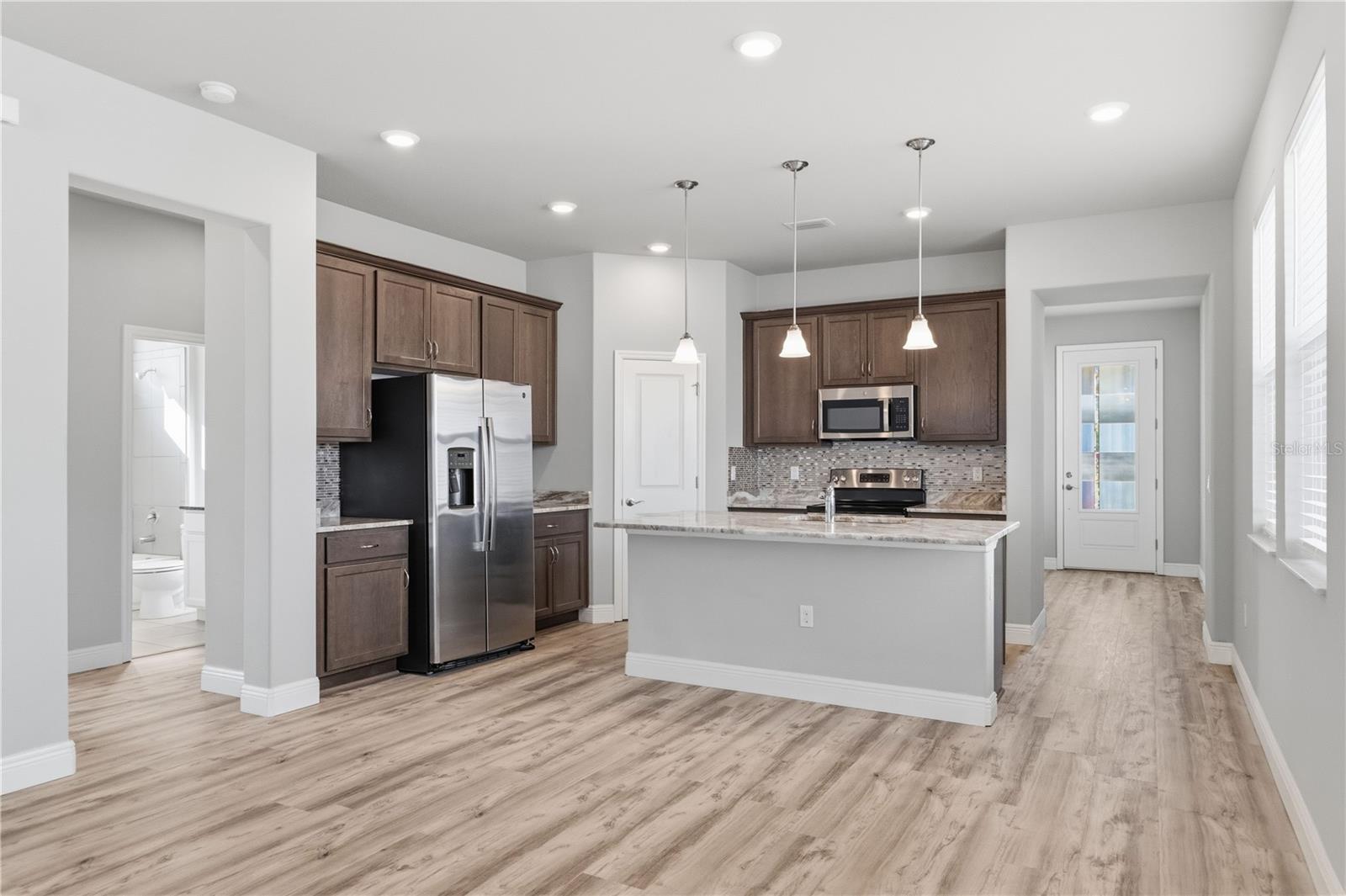 Image 8 of 35 For 1556 River Circle