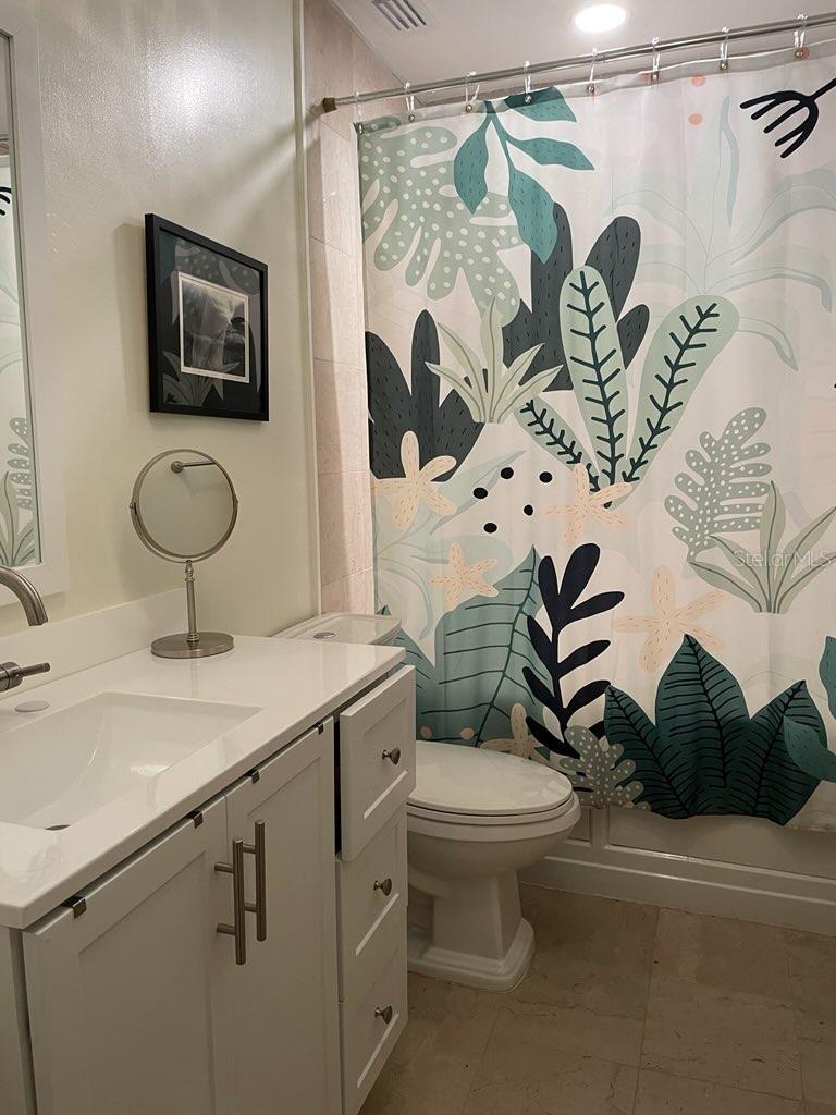 Image 18 of 19 For 3410 Palmira Avenue B