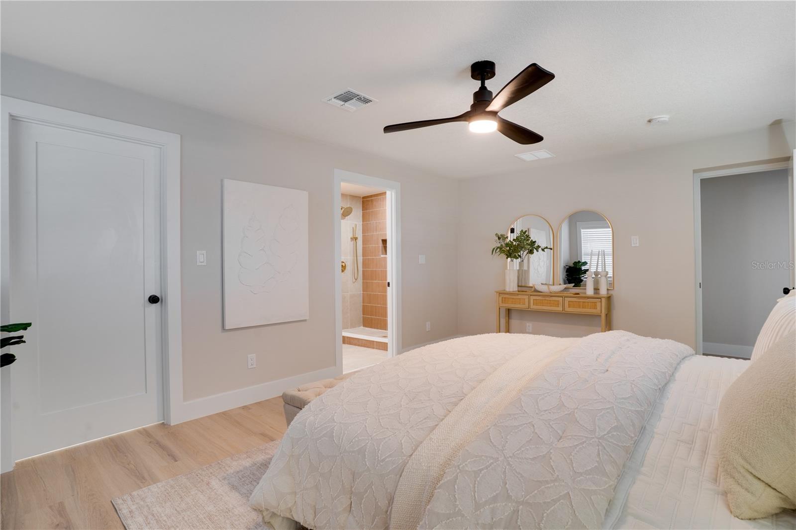 Image 14 of 34 For 1132 76th Avenue N