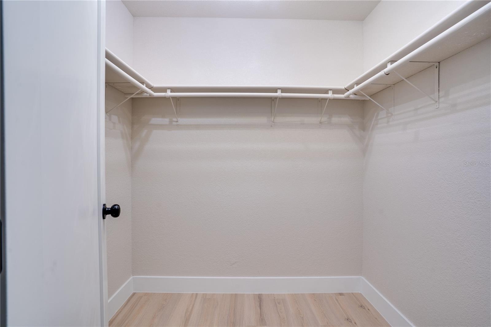 Image 17 of 34 For 1132 76th Avenue N