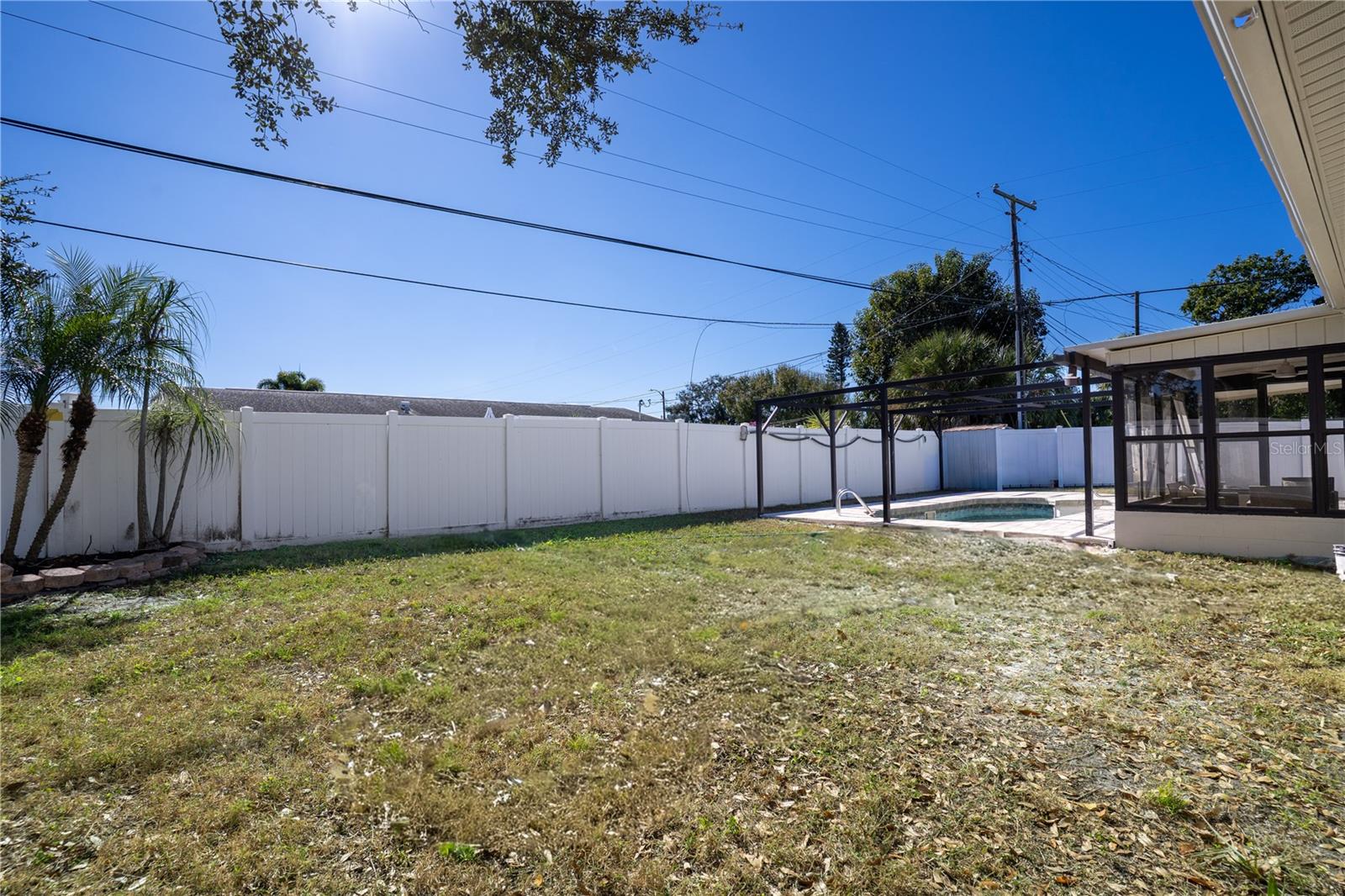 Image 27 of 34 For 1132 76th Avenue N