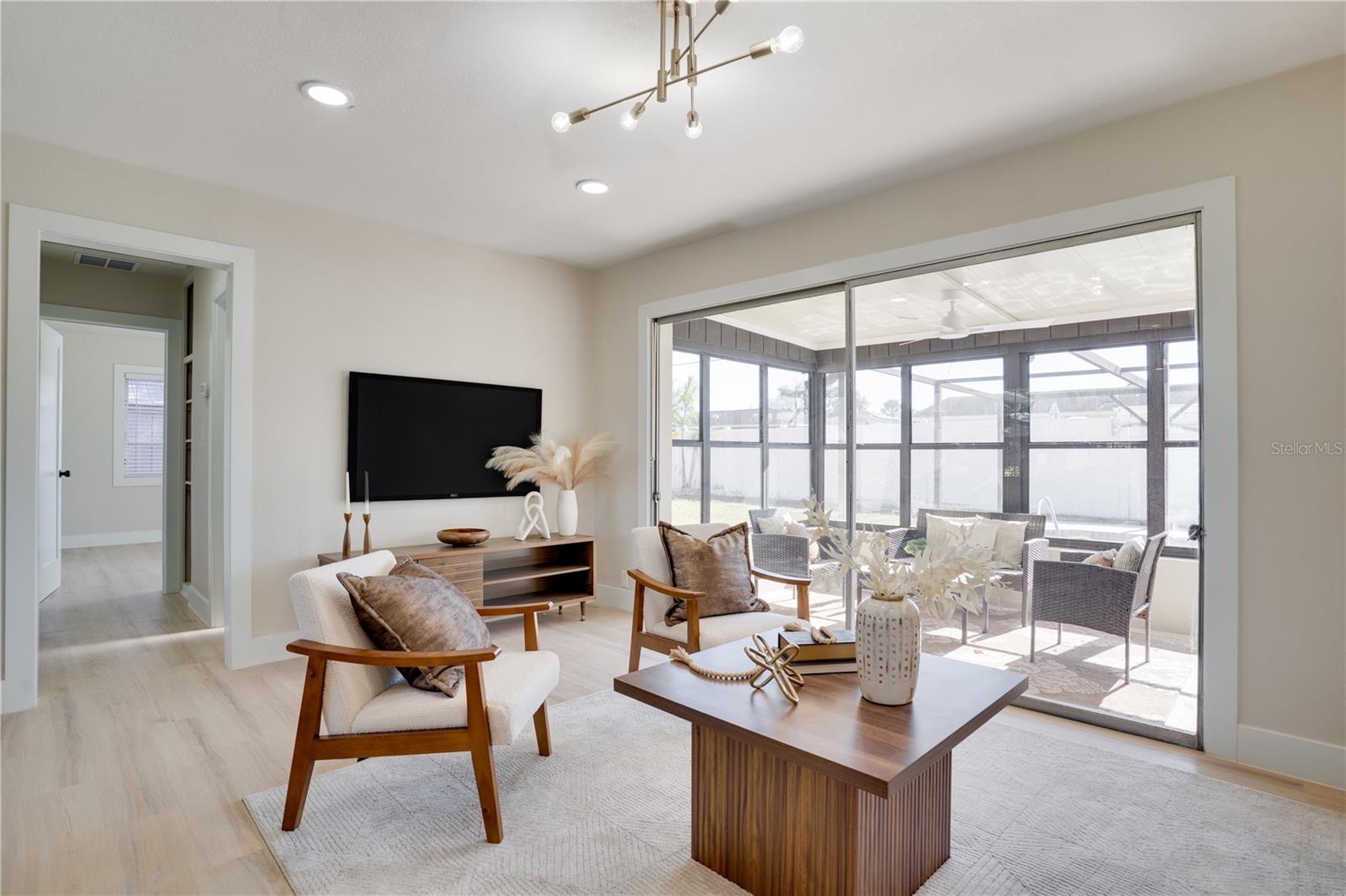 Image 6 of 34 For 1132 76th Avenue N