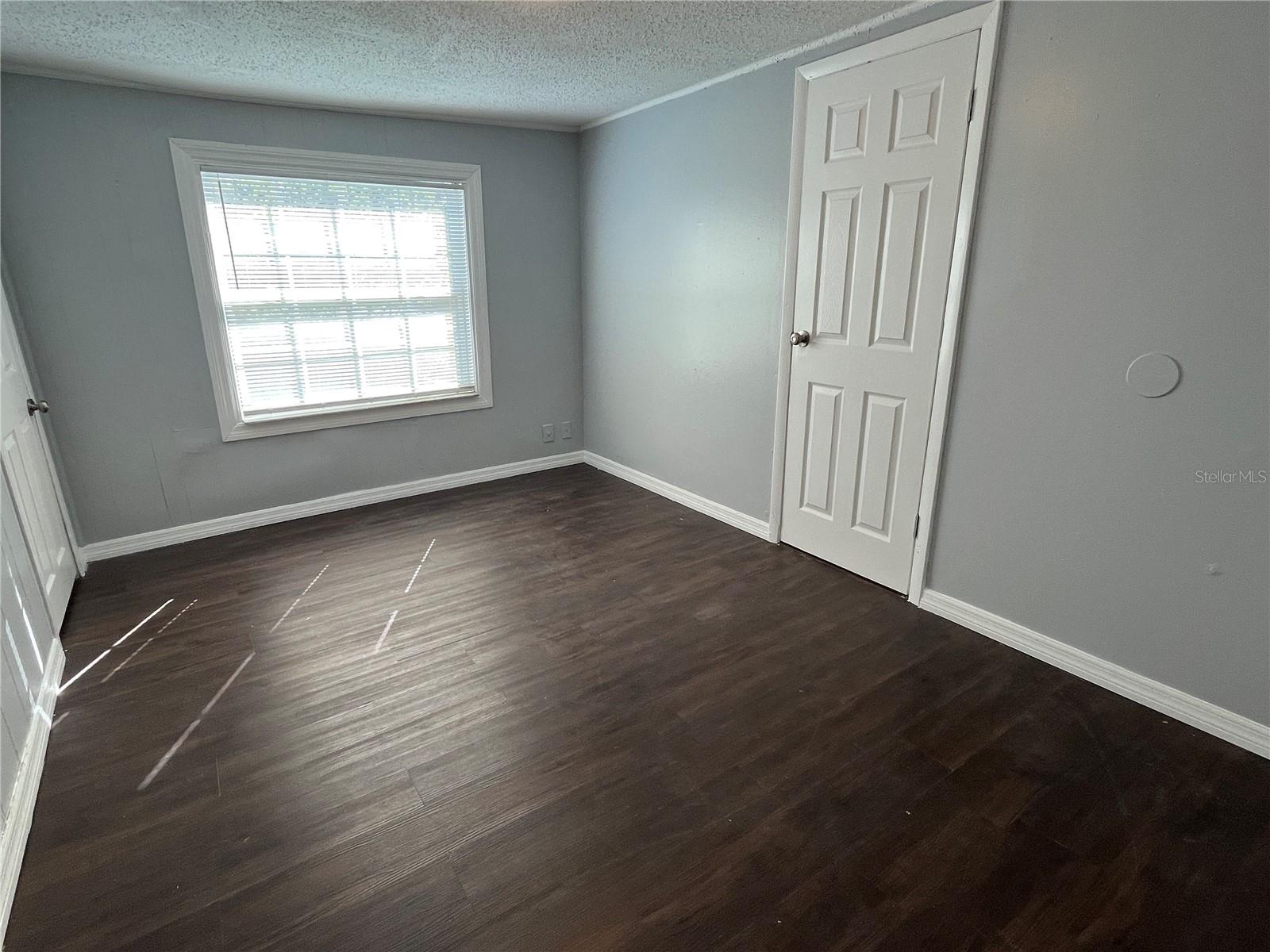 Image 3 of 7 For 11 7th Avenue