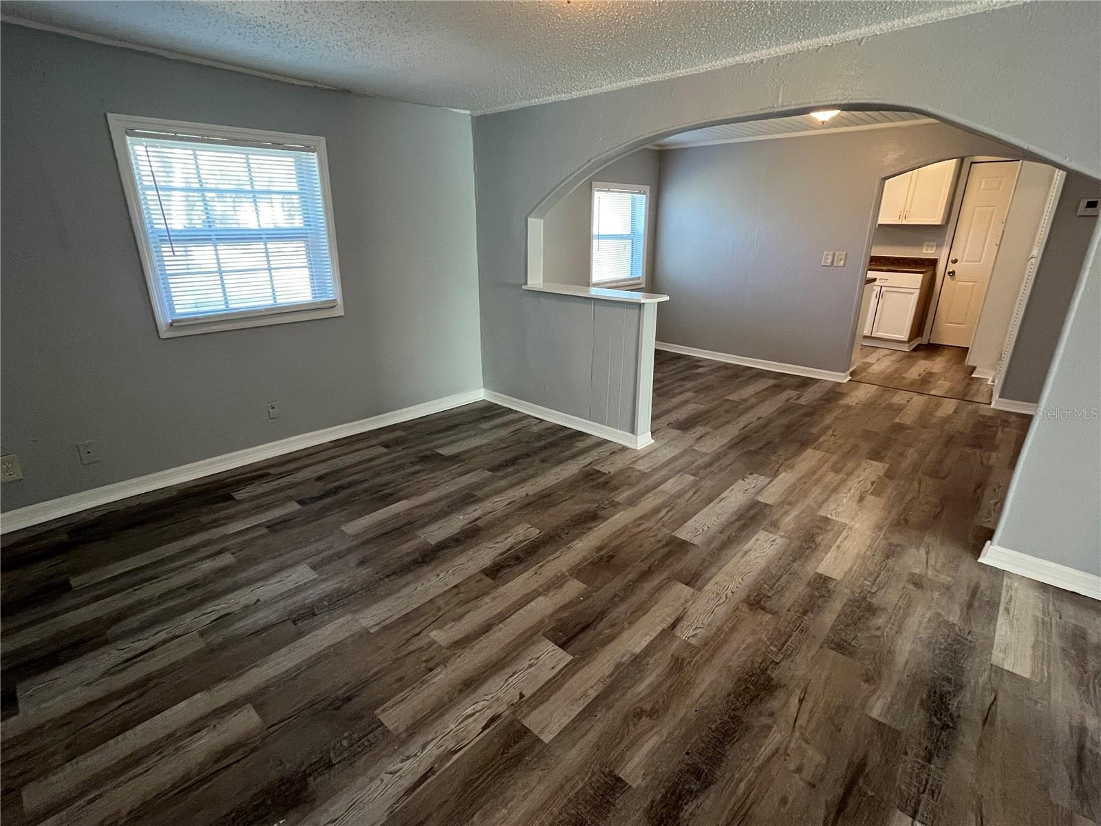 Image 4 of 7 For 11 7th Avenue