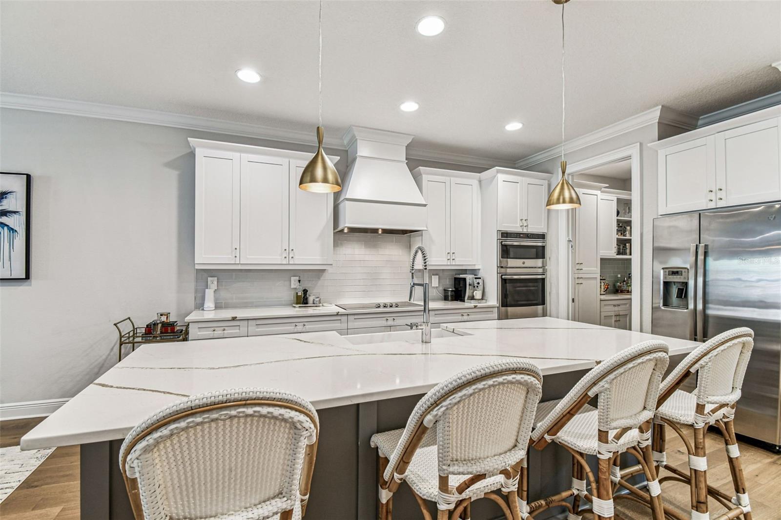 Image 10 of 39 For 3816 Horatio Street 2