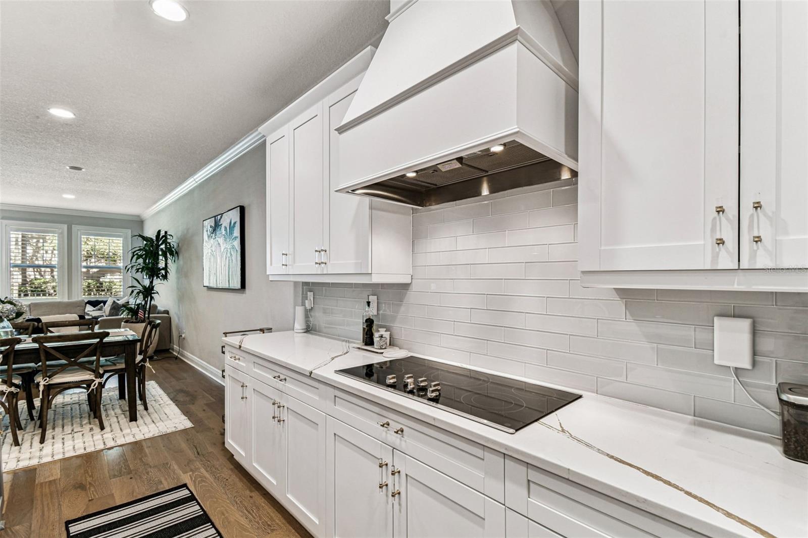 Image 12 of 39 For 3816 Horatio Street 2