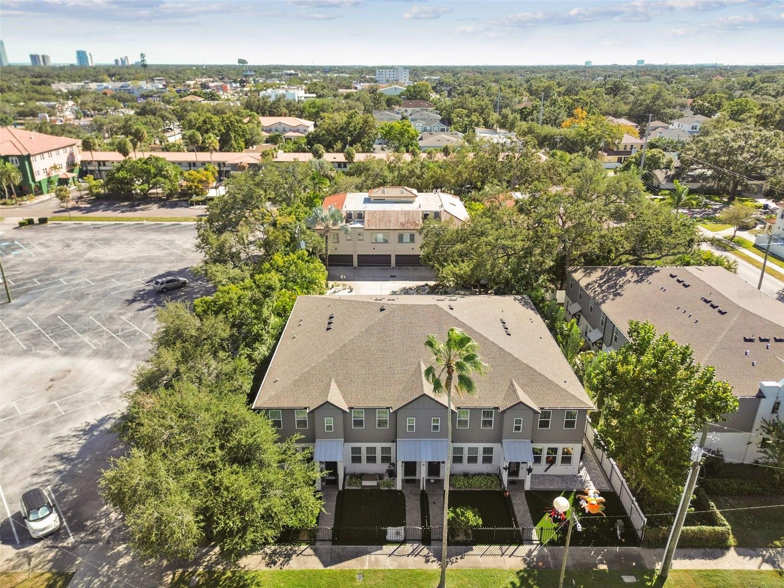 Image 35 of 39 For 3816 Horatio Street 2